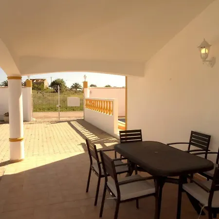 Cip V4 Piri Piri Villa