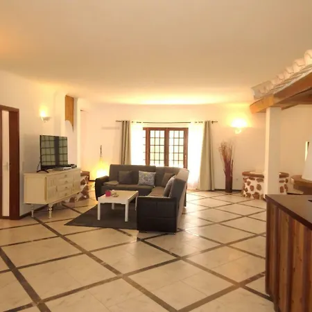 Villa Cip V4 Piri Piri *